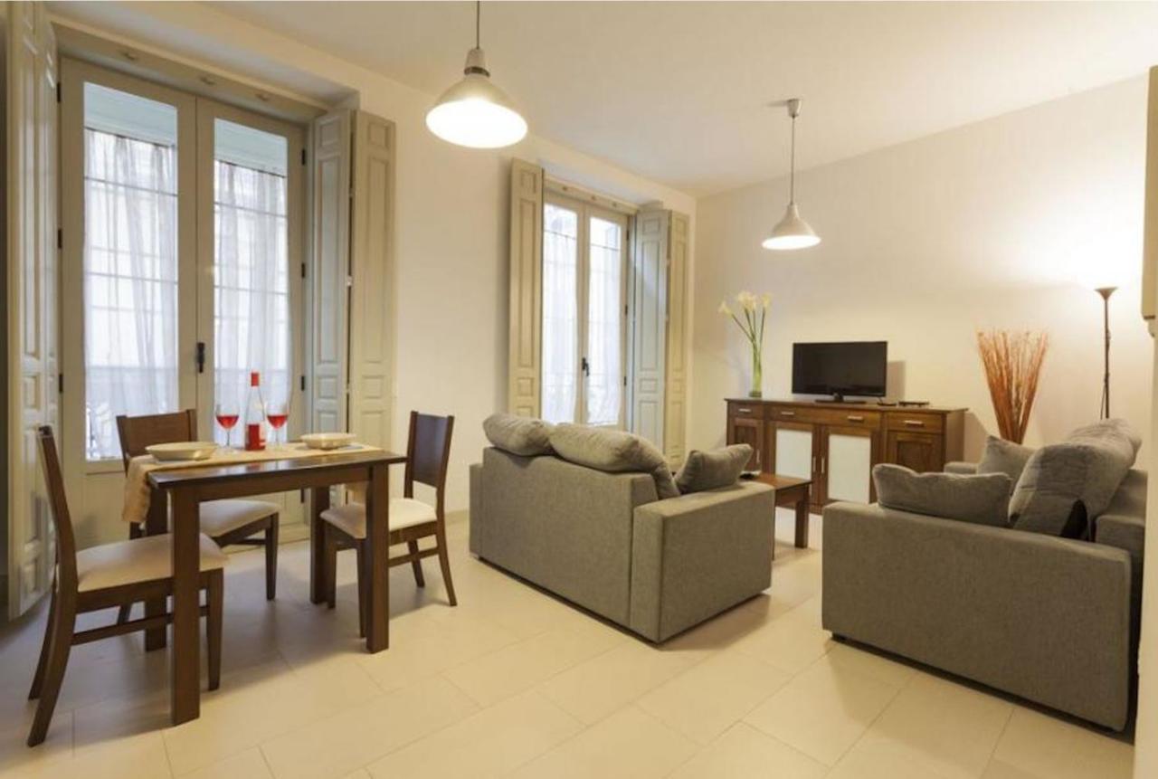 Apartamentos Gibralfaro Centro Malaga Bagian luar foto